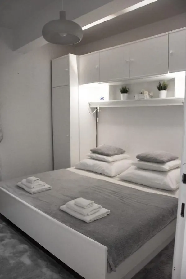 Apartment Nona Smrika
